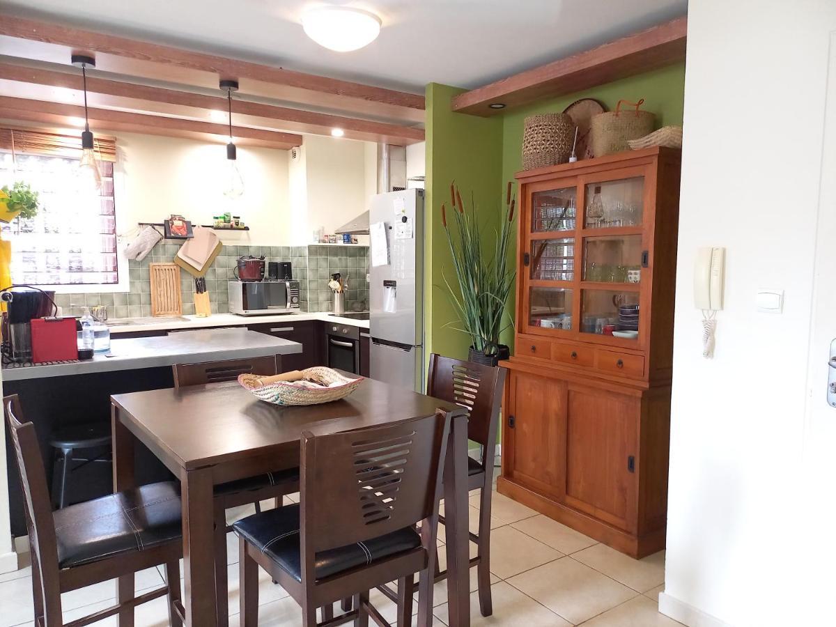 Bel Appartement Avec Terrasse Proche Des Plages Saint-Gilles-les Bains Exteriér fotografie